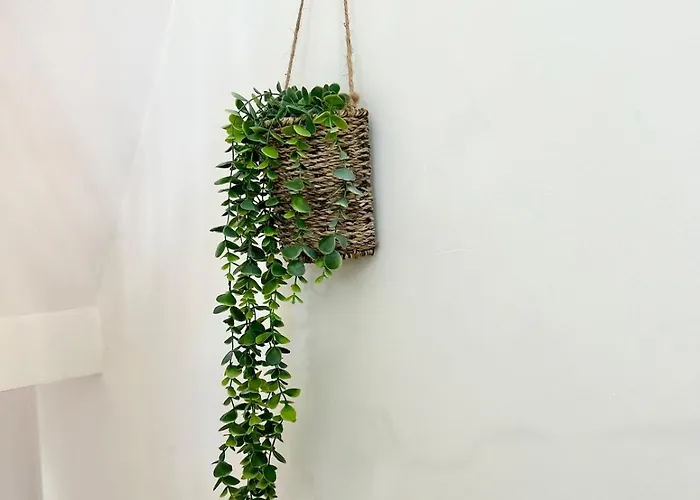 Stylish & Cosy 3 Bedroom By Altoluxoexperience Short Lets & Serviced With Free Wifi & Parking Dom wakacyjny