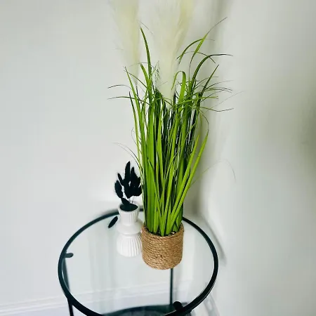 Сasa de vacaciones Stylish & Cosy 3 Bedroom By Altoluxoexperience Short Lets & Serviced With Free Wifi & Parking *